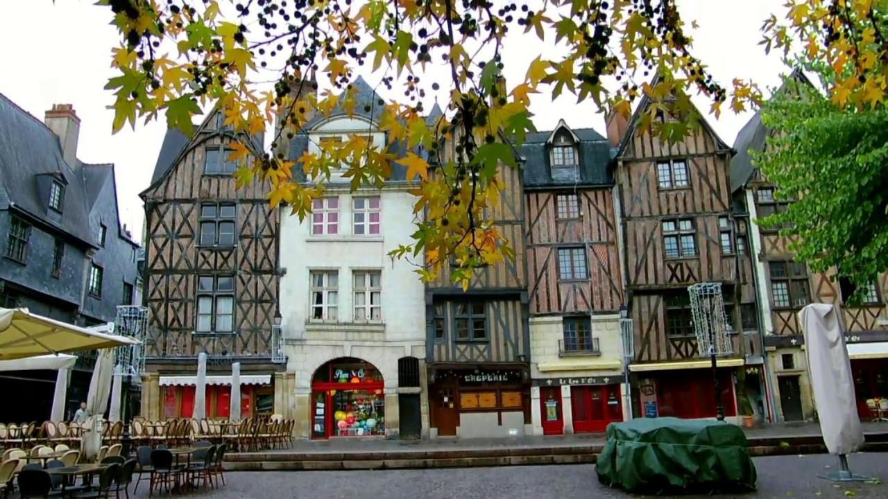 Le Balzac / Colbert - Bord De Loire Apartment ตูร์ ภายนอก รูปภาพ